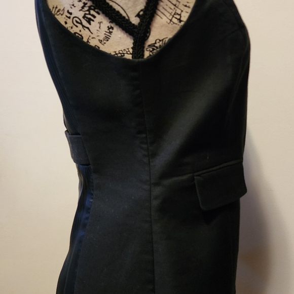 Vest - Picture 8 of 8